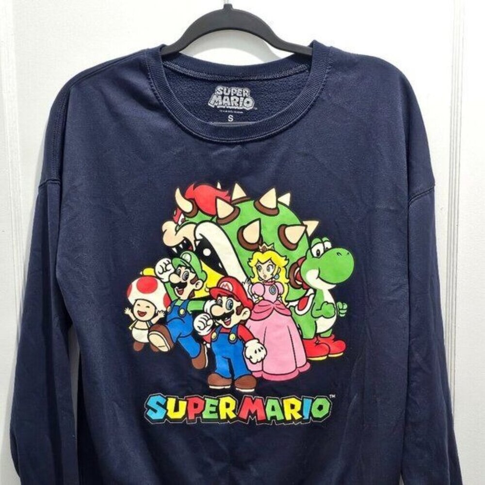 Super Mario Navy Blue Graphic L/S Sweatshirt S Soft & Collectible - Picture 1 of 11